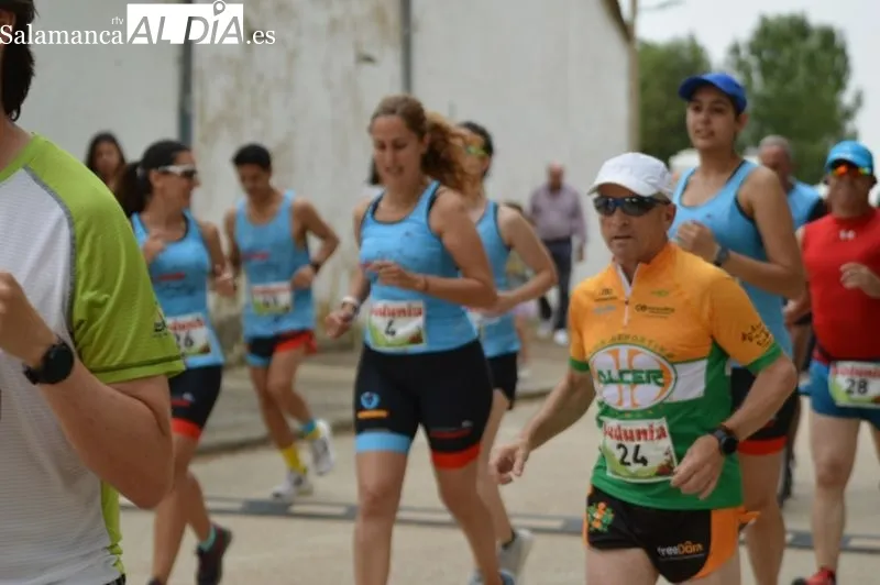 Foto 8 - Pedrosillo El Ralo vive su primer Cross Solidario
