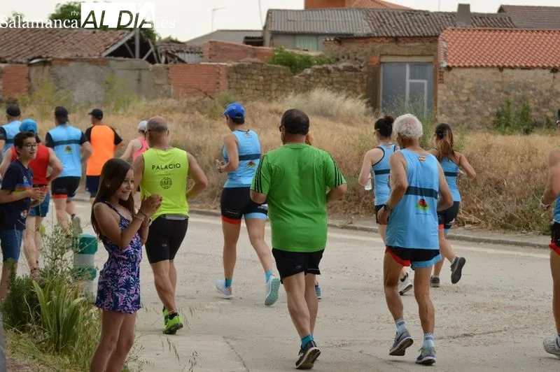 Foto 2 - Pedrosillo El Ralo vive su primer Cross Solidario