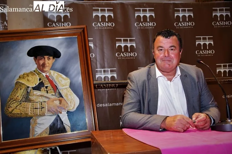 Presentación del libro 'Capea-Robles, 50 años de competencia y torería', en el Casino de Salamanca