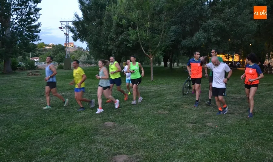 Foto 2 - Los cl&aacute;sicos mantienen la tradici&oacute;n de la Ruta de la Luna Lunera