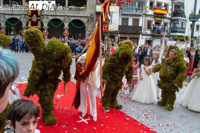 Foto 6 - Los Hombres de Musgo vuelven a enamorar a B&eacute;jar