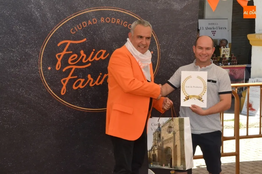 Foto 2 - David Segovia gana con su farinato en texturas el concurso de recetas de la Feria