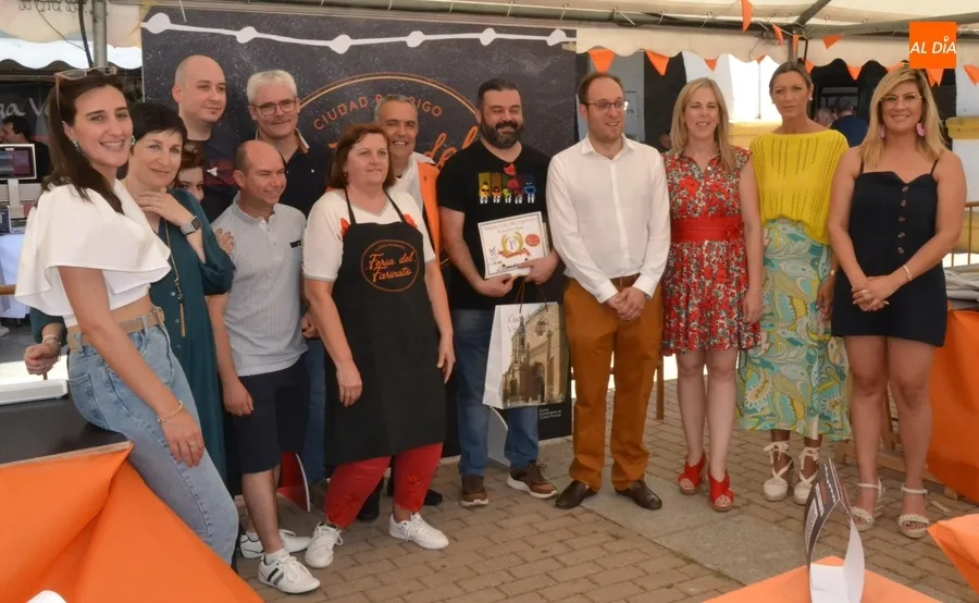 Foto 3 - David Segovia gana con su farinato en texturas el concurso de recetas de la Feria
