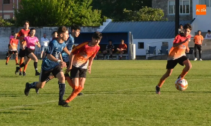 Foto 10 - El Diocesano de C&aacute;ceres completa la final del Torneo Juvenil de f&uacute;tbol