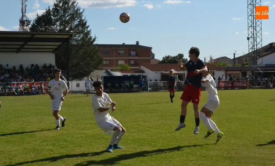 Foto 11 - El t&iacute;tulo del I Torneo Juvenil en homenaje a Miguel Gonz&aacute;lez Barbero se marcha a C&aacute;ceres