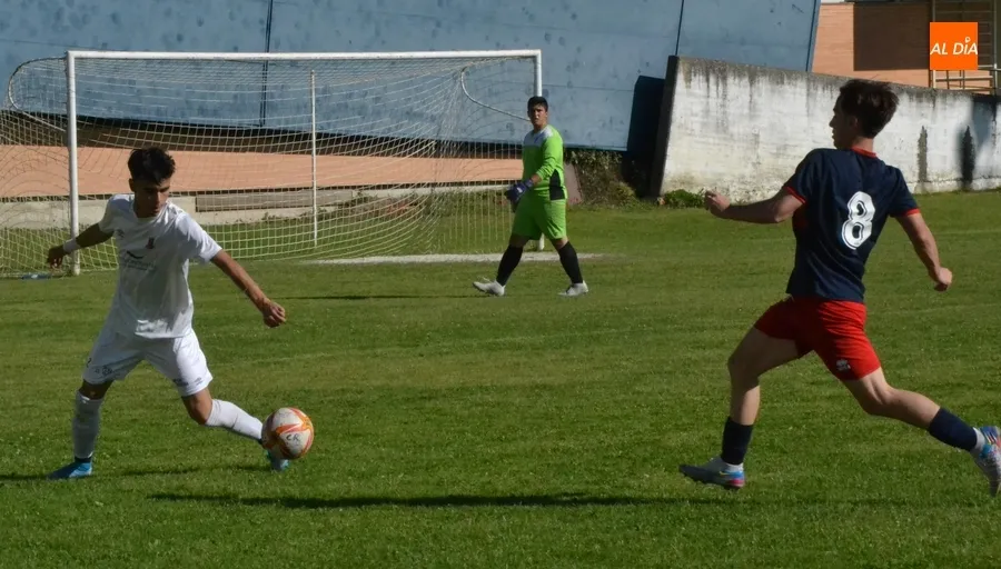 Foto 9 - El t&iacute;tulo del I Torneo Juvenil en homenaje a Miguel Gonz&aacute;lez Barbero se marcha a C&aacute;ceres