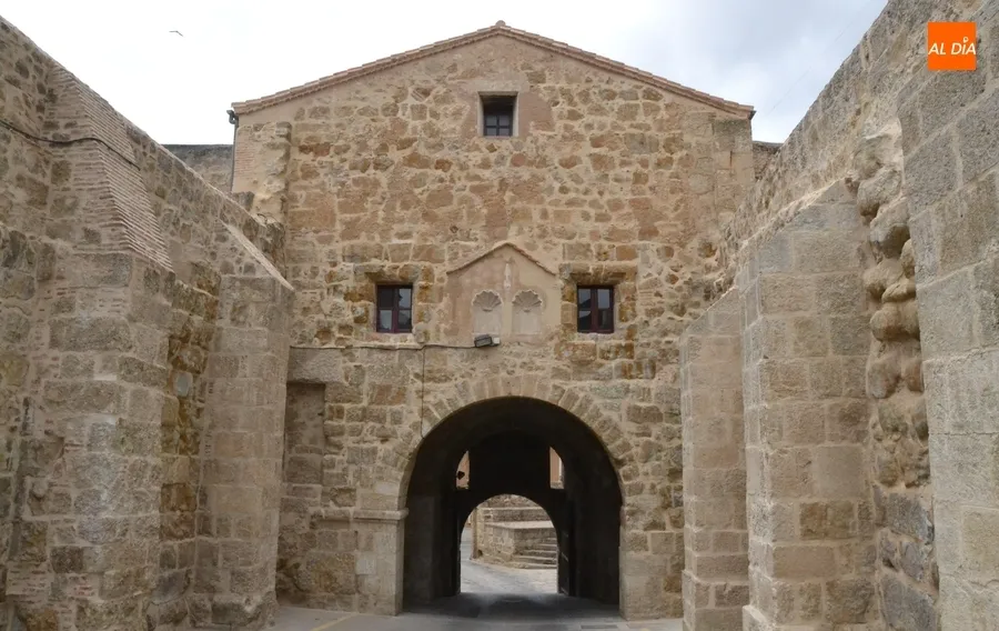 Foto 6 - As&iacute; luce la Puerta de La Colada libre ya de andamios