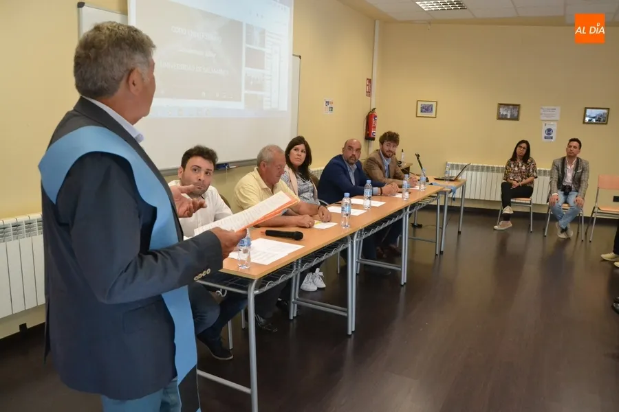 Foto 6 - La Universidad de la Experiencia grad&uacute;a a otros seis alumnos en Ciudad Rodrigo