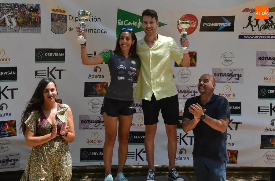 Foto 2 - &Oacute;scar Herrero (dando una exhibici&oacute;n) y la mirobrigense Mar&iacute;a Renilla se llevan el V Duatl&oacute;n Cross