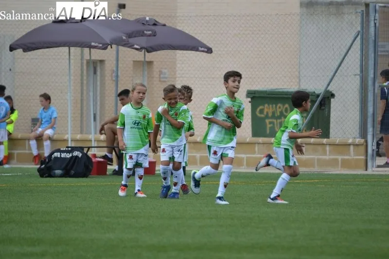 Foto 9 - Cerca de 500 ni&ntilde;os disfrutan con el primer torneo de f&uacute;tbol base 'Fiestas del Corpus' del Cabrerizos