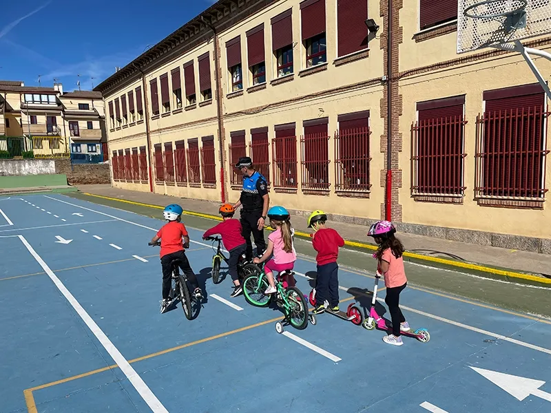 Foto 2 - La importancia de la Educaci&oacute;n Vial se refleja en Guijuelo