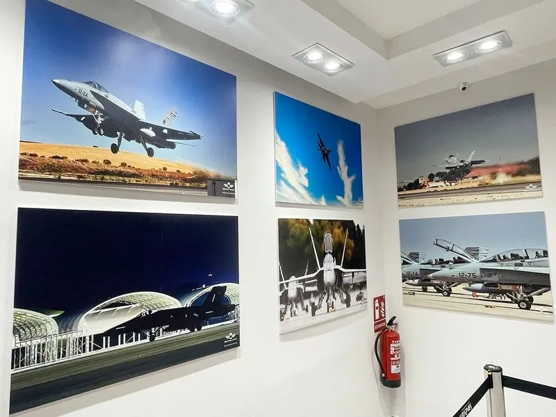 Exposición de fotografías en el Centro Comercial El Tormes