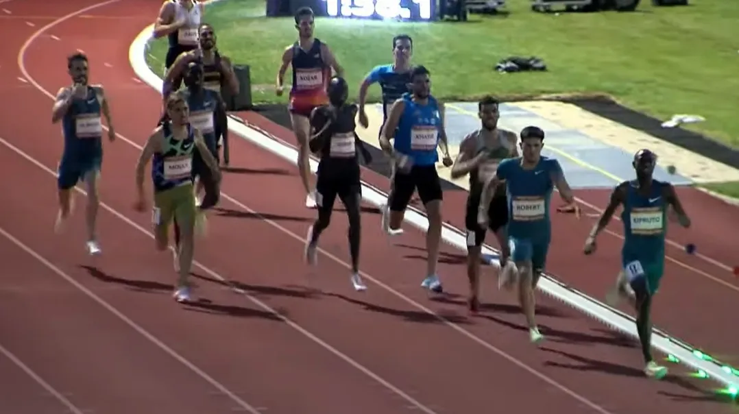 Foto 2 - &Aacute;lvaro de Arriba queda 5&ordm;, por delante del campe&oacute;n ol&iacute;mpico, en un concurrido mitin en Francia