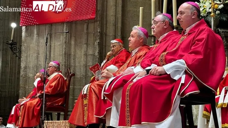 Las madres Agustinas de San Felices, el párroco y la familia se desplazaron a Sevilla