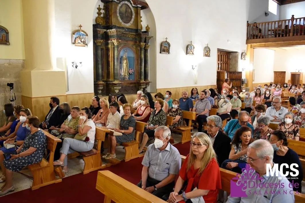 Ciriaco García oficiaba su primera misa como sacerdote en Tordillos, su localidad natal 