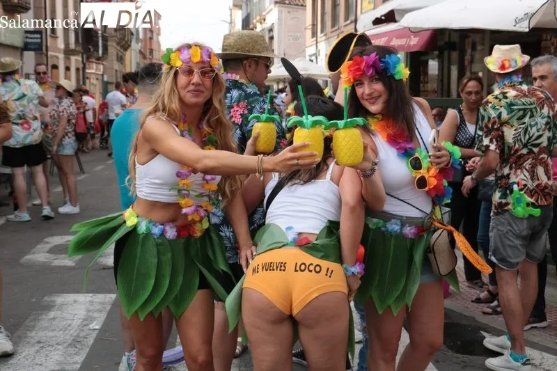 Un espectacular desfile de disfraces animaba la tarde del Jueves de Corpus en Vitigudino