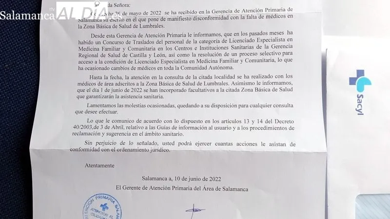 Las firmas se ha enviado desde el ayuntamiento de Lumbrales a la gerencia de atención primaria