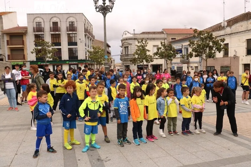 Recibimiento en el Ayuntamiento de Vitigudino al CD Los Leones por su gran tempoorada / CORRAL