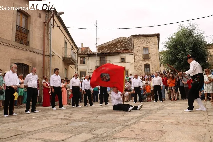 Actos en honor a San Juan en Hinojosa de Duero / CORRAL