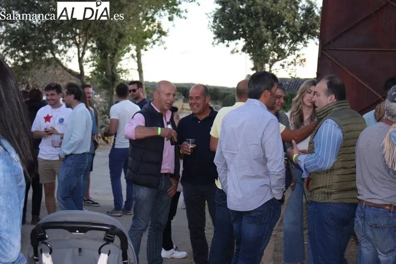 Los vecinos de El Groo contaron con una nutrida compañía durante sus actividades con motivo de las fiestas