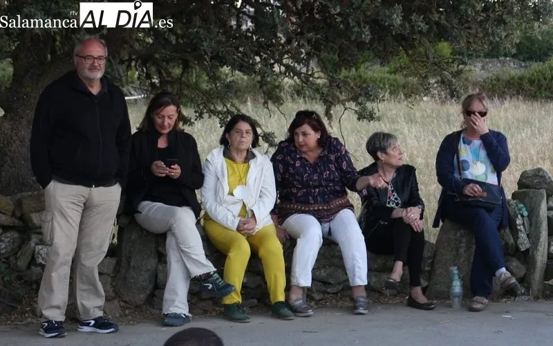 Los vecinos de El Groo contaron con una nutrida compañía durante sus actividades con motivo de las fiestas
