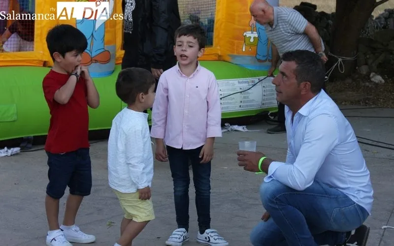 Los vecinos de El Groo contaron con una nutrida compañía durante sus actividades con motivo de las fiestas