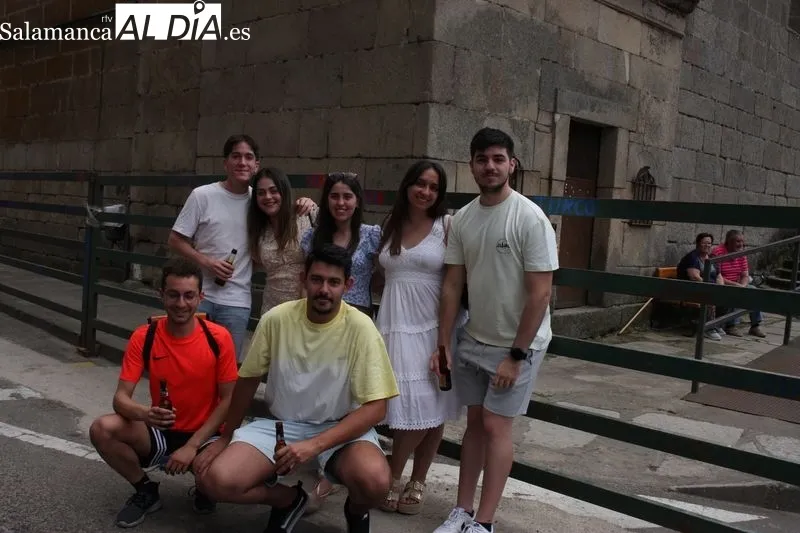 El encierro de carretones llenó de alegría las calles de Vitigudino 