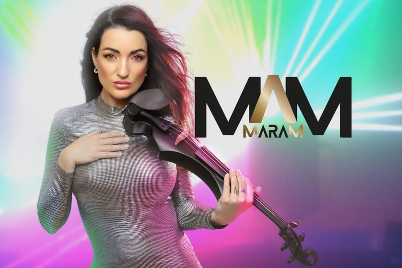 La violista Maram será una de las artistas del Arroibes 90 Festival, evento que cuenta con la colaboración del Ayuntamiento de Aldeadávila