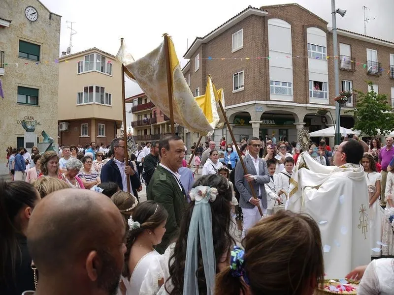 Imágenes de la procesión de Carbajosa de la Sagrada