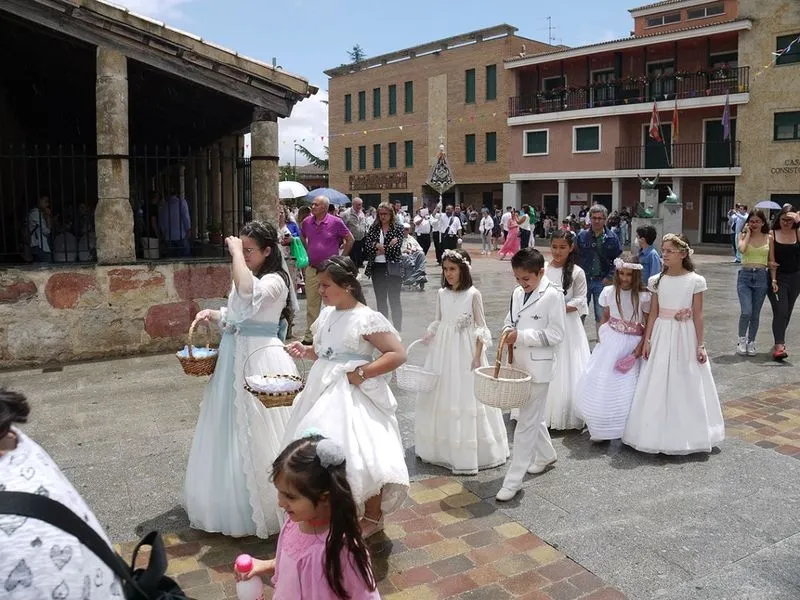 Imágenes de la procesión de Carbajosa de la Sagrada
