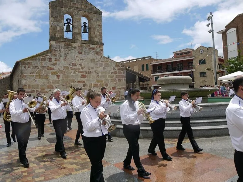 Imágenes de la procesión de Carbajosa de la Sagrada