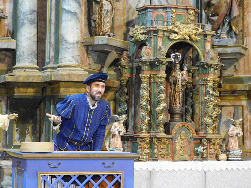 Foto 6 - San Esteban de la Sierra suma otro éxito en la gira teatral de Lazarillo de Tormes con “Buscando a Nebrija” 