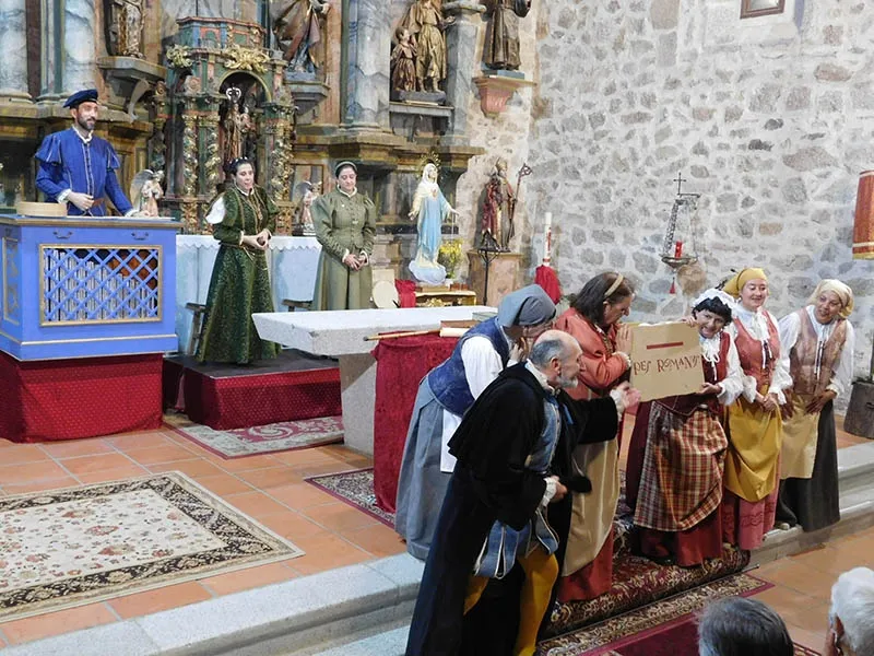 Foto 2 - San Esteban de la Sierra suma otro &eacute;xito en la gira teatral de Lazarillo de Tormes con &ldquo;Buscando a Nebrija&rdquo; 