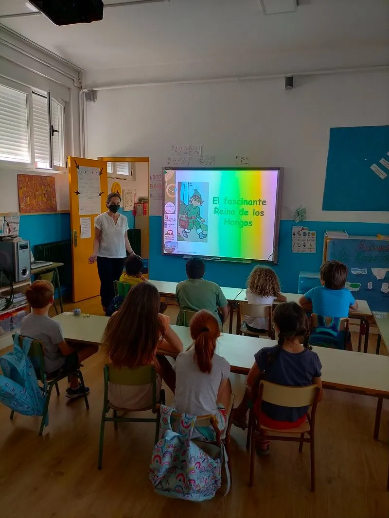 Charlas sobre micología dirigidas a los escolares