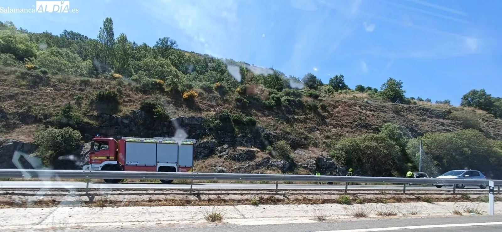 Foto 2 - Una salida de v&iacute;a en la A-66 en el puerto de Vallejera se salda con dos heridos