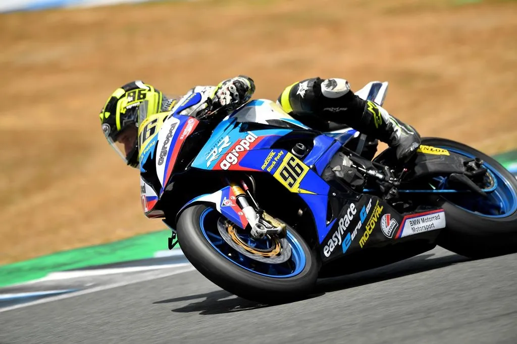 Foto 8 - Mal resultado para Merch&aacute;n en la segunda carrera de la Copa BMW