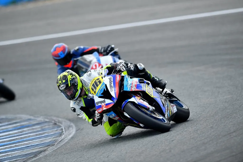 Foto 4 - Mal resultado para Merch&aacute;n en la segunda carrera de la Copa BMW