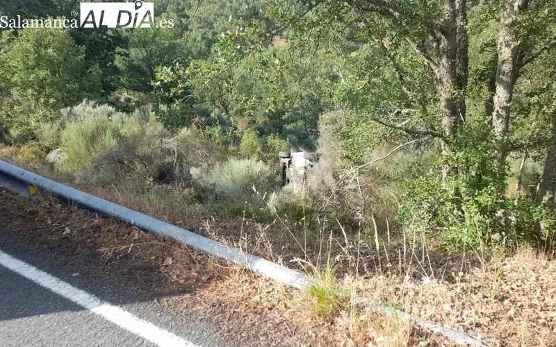 Dos mujeres resultan heridas tras volcar con una furgoneta a la altura del término municipal de Masueco