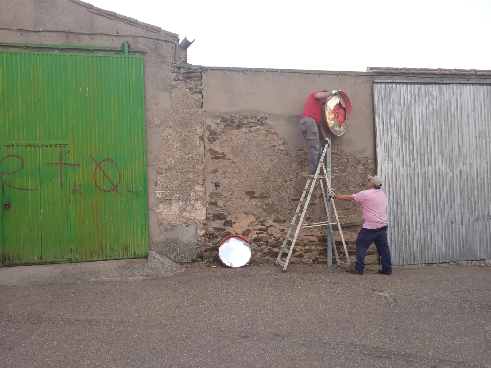 Foto 3 - Se intensifican los trabajos para el &aacute;rea de mantenimiento tras la tormenta de la pasada semana