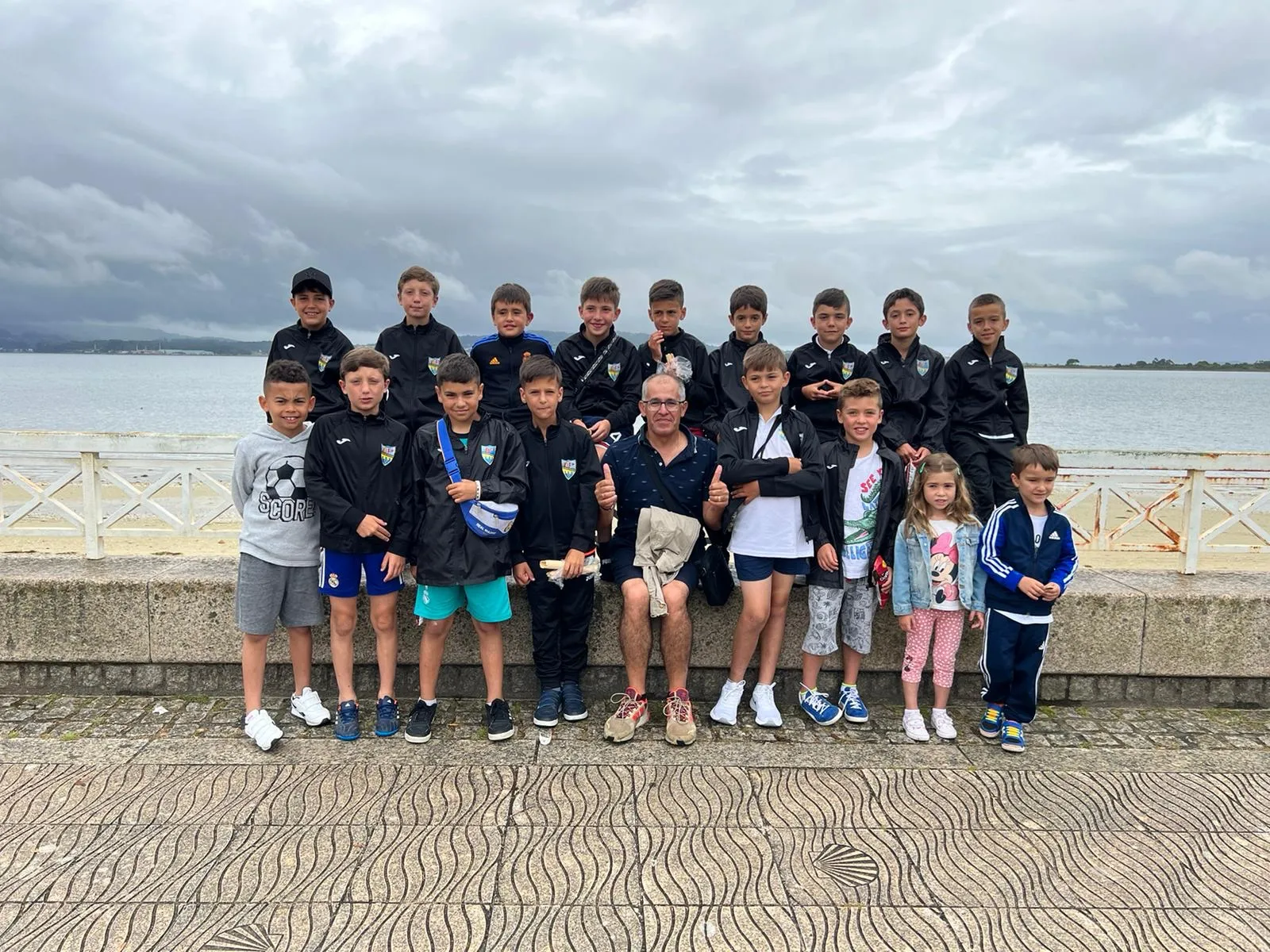 Foto 2 - Gran torneo del Alba de Tormes CF en Ribadumia m&aacute;s all&aacute; de los resultados