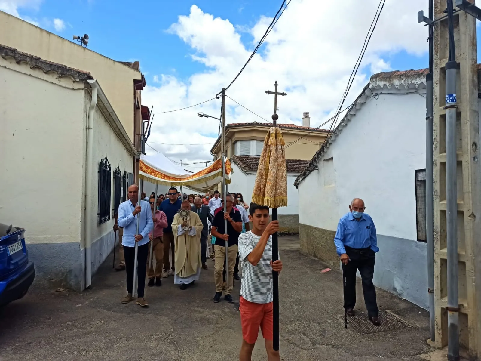 Foto 10 - Encinas de Arriba celebra por todo lo alto sus fiestas del Domingo del Se&ntilde;or