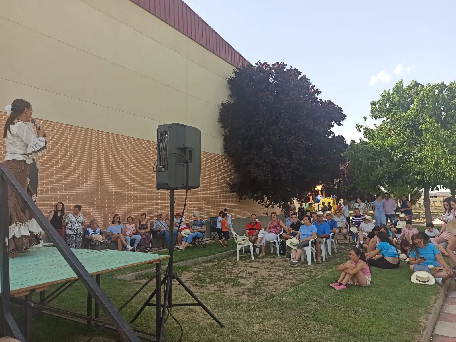 Foto 3 - Encinas de Arriba celebra por todo lo alto sus fiestas del Domingo del Se&ntilde;or