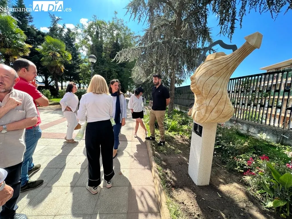 Foto 4 - Los artistas del I Simposio Internacional de Escultura al Aire Libre desvelan sus creaciones