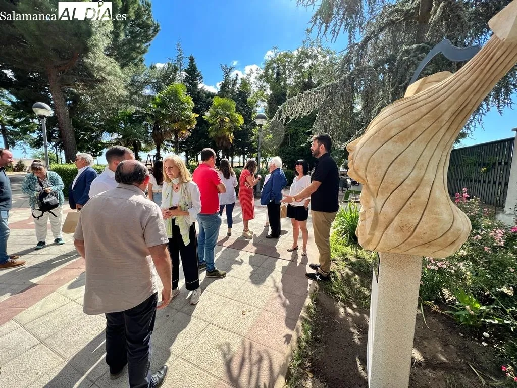 Foto 3 - Los artistas del I Simposio Internacional de Escultura al Aire Libre desvelan sus creaciones