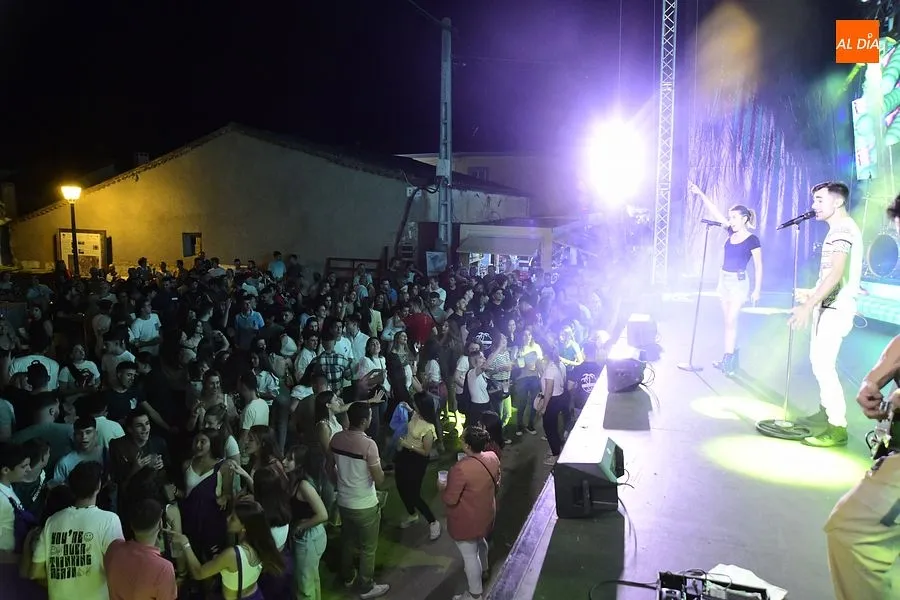 La orquesta mirobrigense SMS llena las calles y Plazas de allí donde actúa : Rep:Gráfico: Adrián M. Pastor