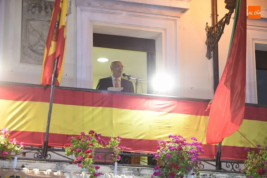Momentos del desfile de carrozas / Rep. Gráfico: Adrián M. Pastor