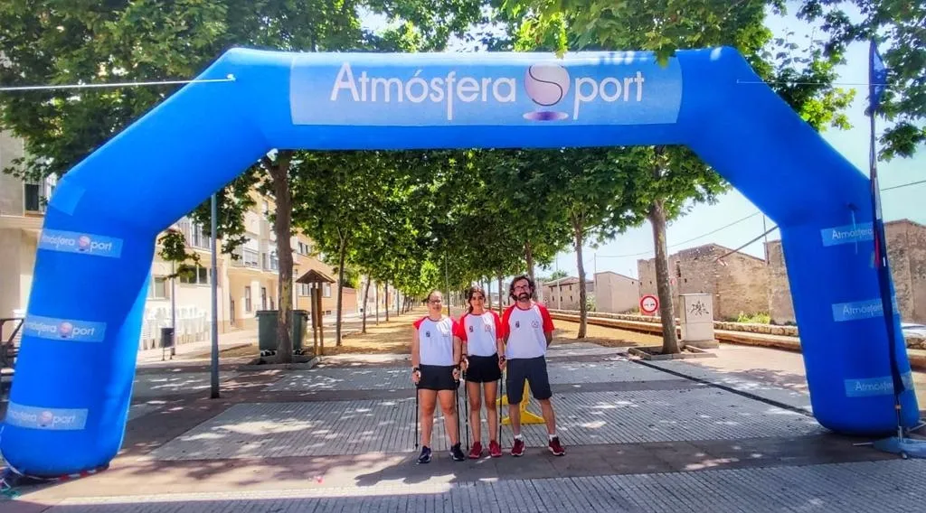 Las dos integrantes del club Salandar obtenían buenos resultados en las pruebas de marcha nordica y la copa de España de escalada en bloque