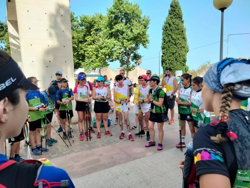 Las dos integrantes del club Salandar obtenían buenos resultados en las pruebas de marcha nordica y la copa de España de escalada en bloque