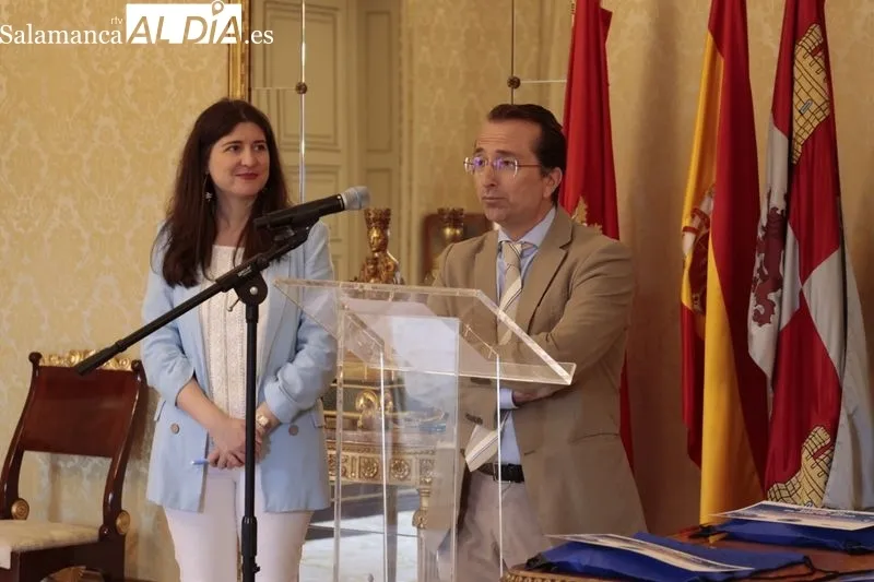 Entrega de los premios del Concurso Infantil de Aqualia, en el Ayuntamiento de Salamanca. Foto de David Sañudo