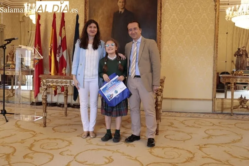 Entrega de los premios del Concurso Infantil de Aqualia, en el Ayuntamiento de Salamanca. Foto de David Sañudo